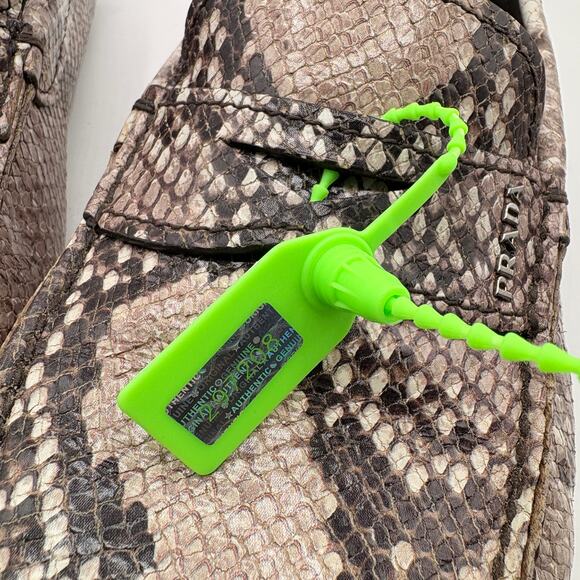 PRADA Driving Moccasin Penny Loafers Snakeskin Python Leather Sz 9/US 10 $995 - Picture 11 of 13
